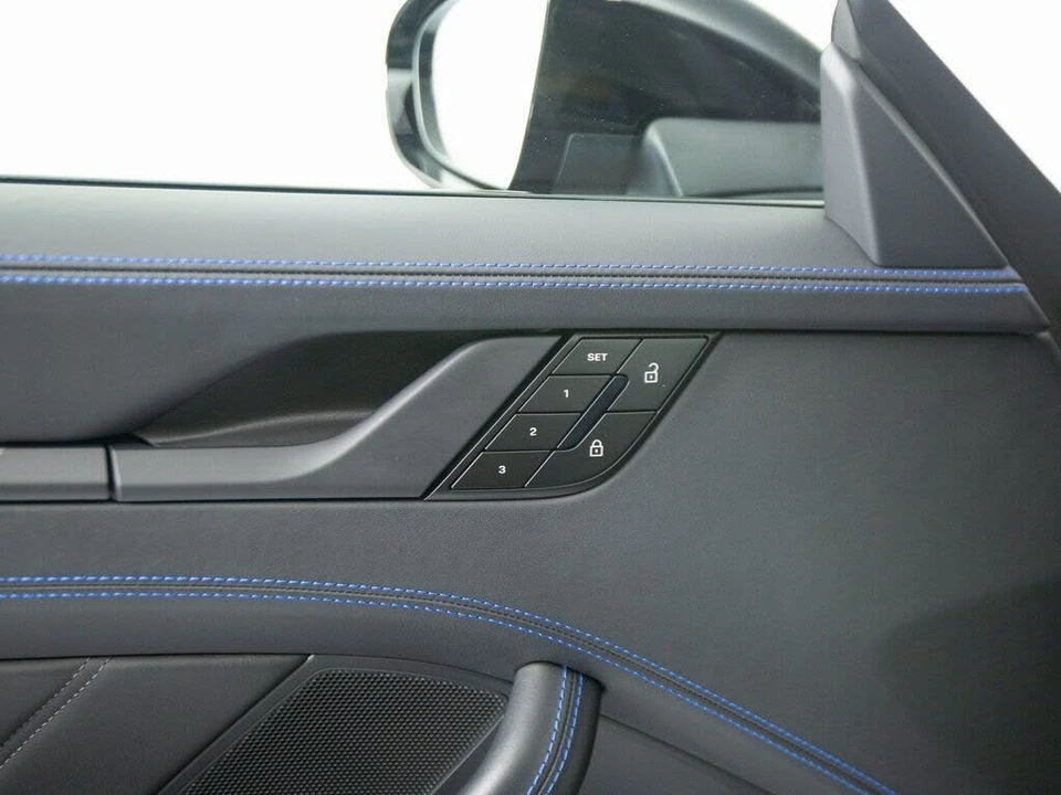 2025 Porsche 992 Carrera S - Image 20 of 31