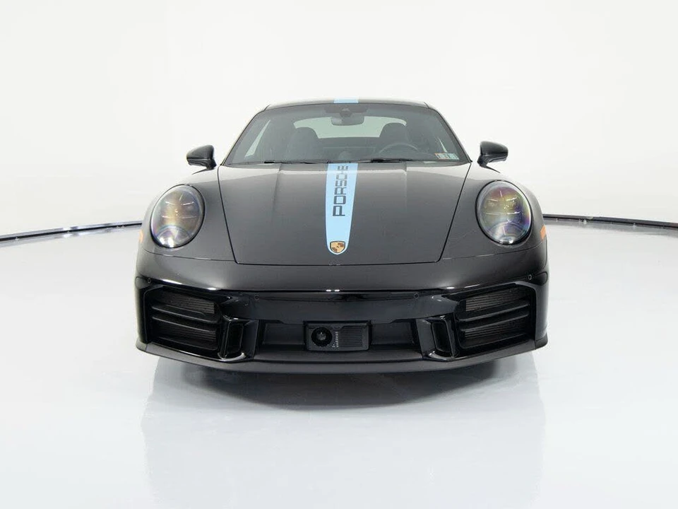 2025 Porsche 992 Carrera S - Image 13 of 31