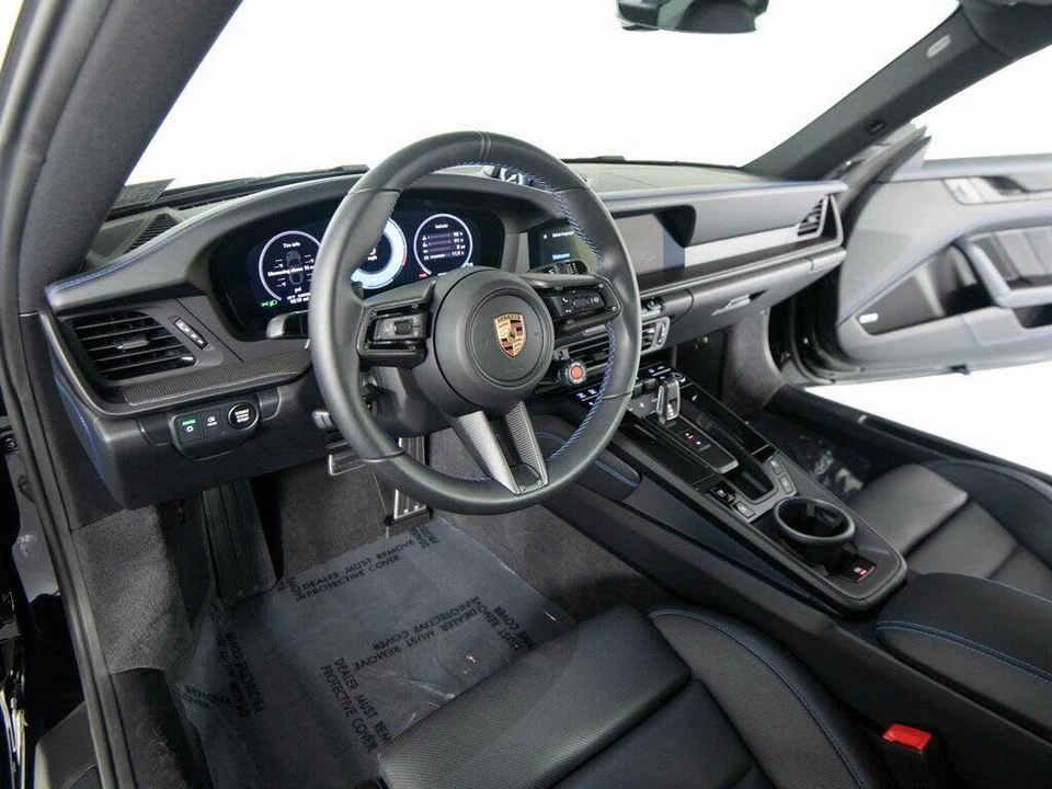 2025 Porsche 992 Carrera S - Image 16 of 31