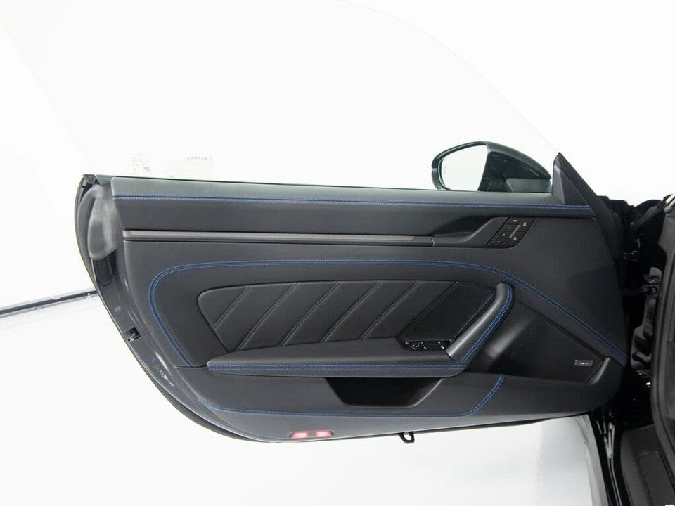 2025 Porsche 992 Carrera S - Image 19 of 31