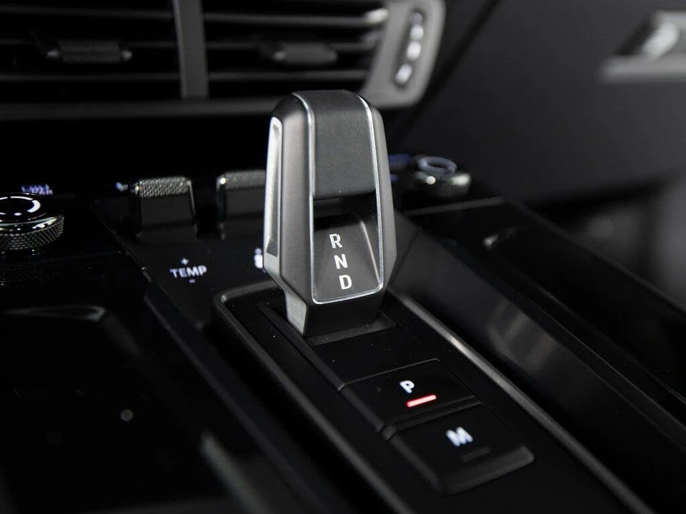 2025 Porsche 992 Carrera S - Image 30 of 31