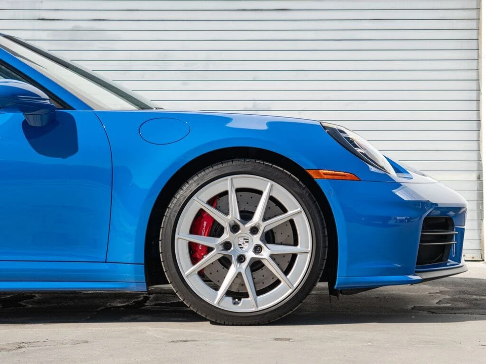 2025 Porsche 992 Carrera S - Image 28 of 31