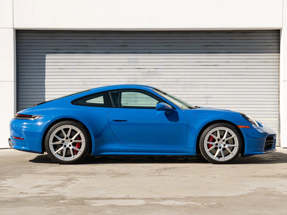 2025 Porsche 992 Carrera S - Image 29 of 31