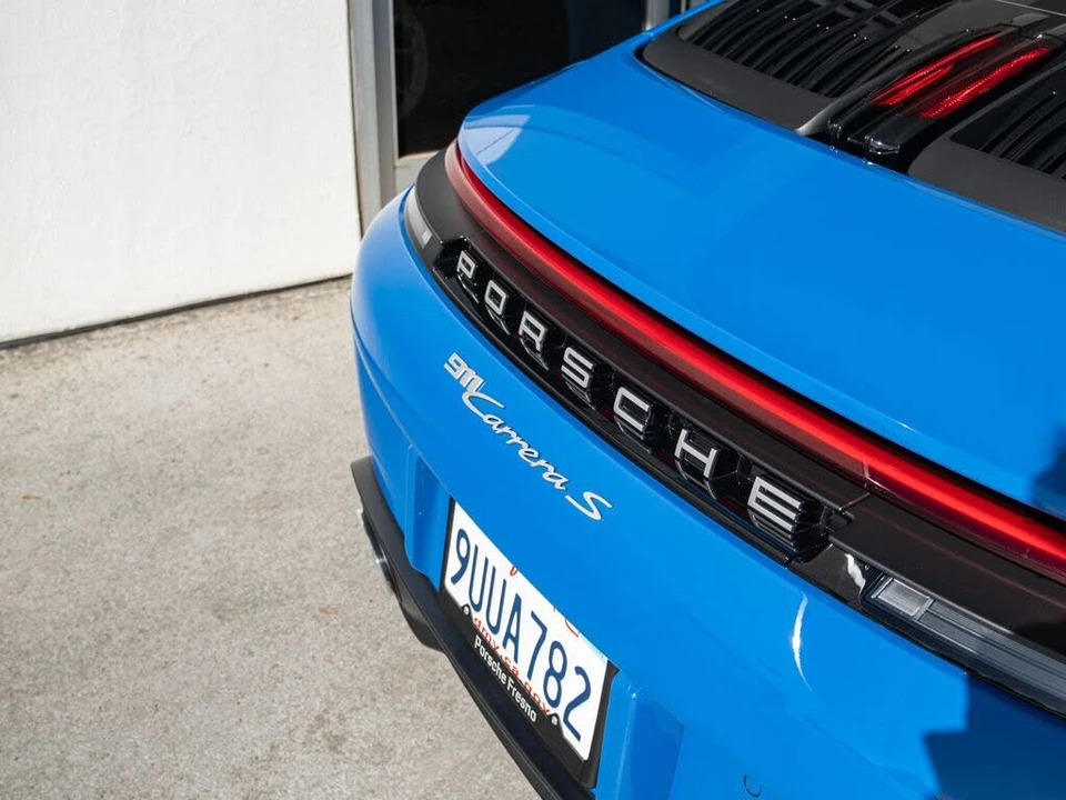 2025 Porsche 992 Carrera S - Image 21 of 31