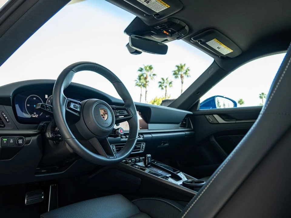 2025 Porsche 992 Carrera S - Image 4 of 31