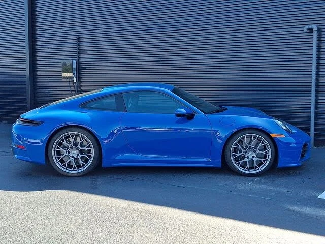 2025 Porsche 992 Carrera S - Image 8 of 31