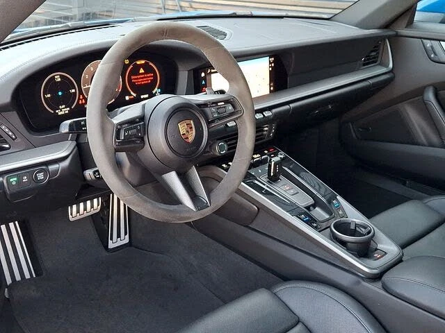 2025 Porsche 992 Carrera S - Image 4 of 31