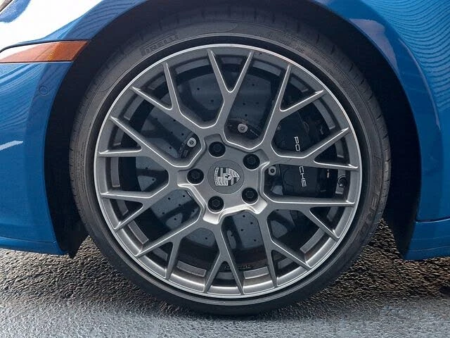 2025 Porsche 992 Carrera S - Image 15 of 31
