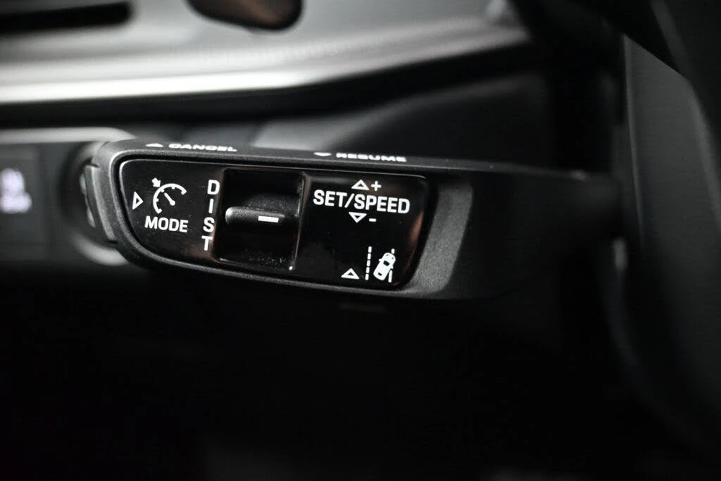 2025 Porsche 992 Carrera S - Image 23 of 31