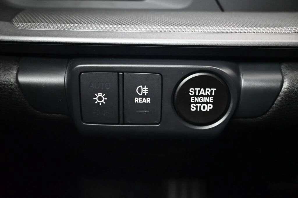 2025 Porsche 992 Carrera S - Image 24 of 31
