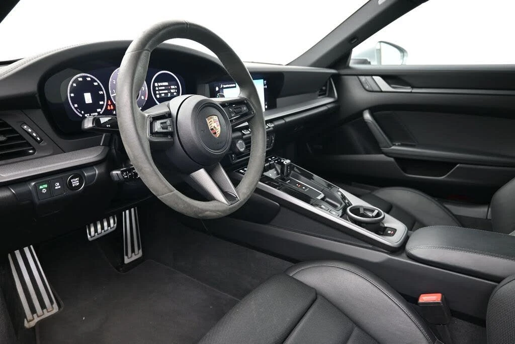 2025 Porsche 992 Carrera S - Image 4 of 31