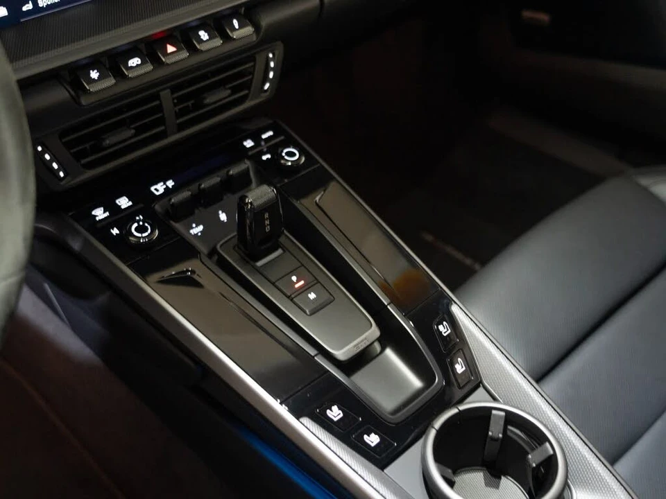 2025 Porsche 992 Carrera S - Image 21 of 26