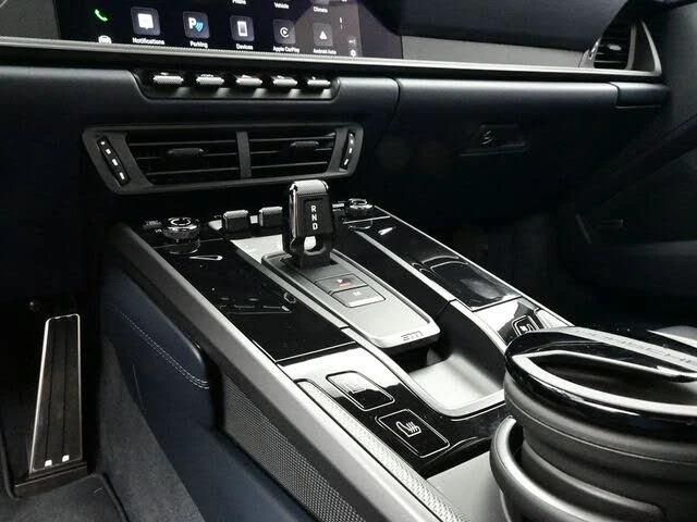 2025 Porsche 992 Carrera S - Image 11 of 31
