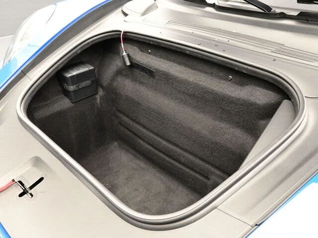 2025 Porsche 992 Carrera S - Image 18 of 31