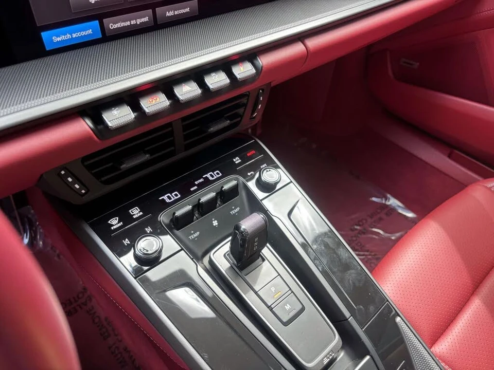 2025 Porsche 992 Carrera S - Image 28 of 31