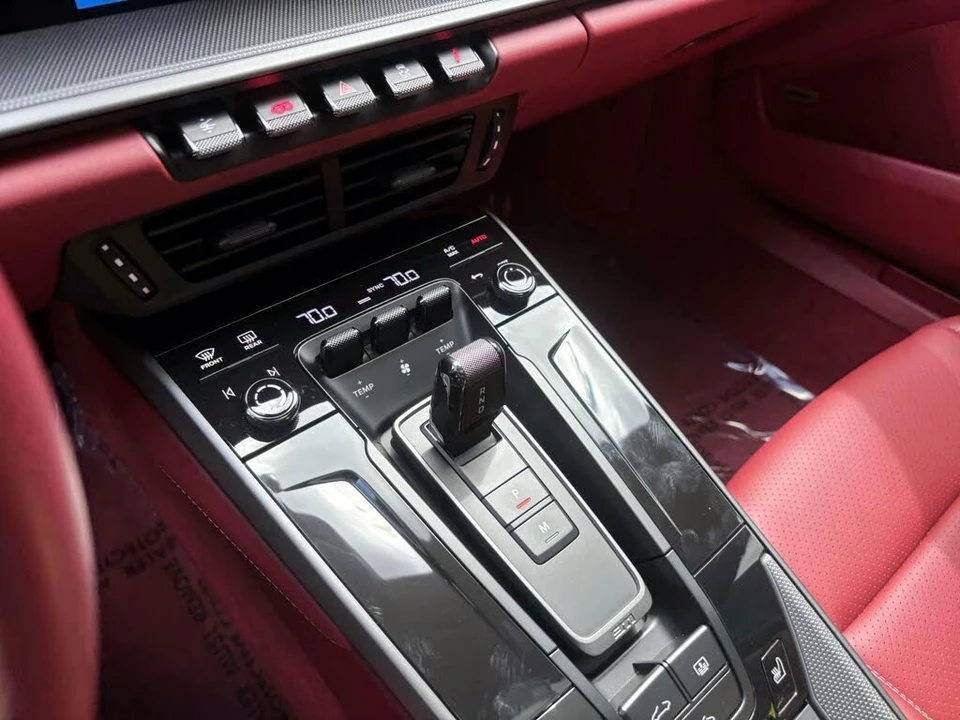 2025 Porsche 992 Carrera S - Image 30 of 31