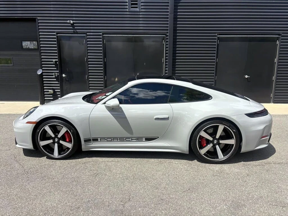 2025 Porsche 992 Carrera S - Image 2 of 31