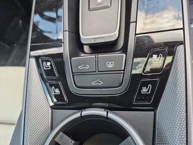 2025 Porsche 992 Carrera S - Image 17 of 23
