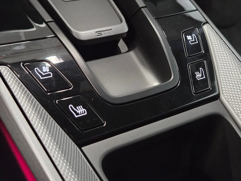 2025 Porsche 992 Carrera S - Image 24 of 30