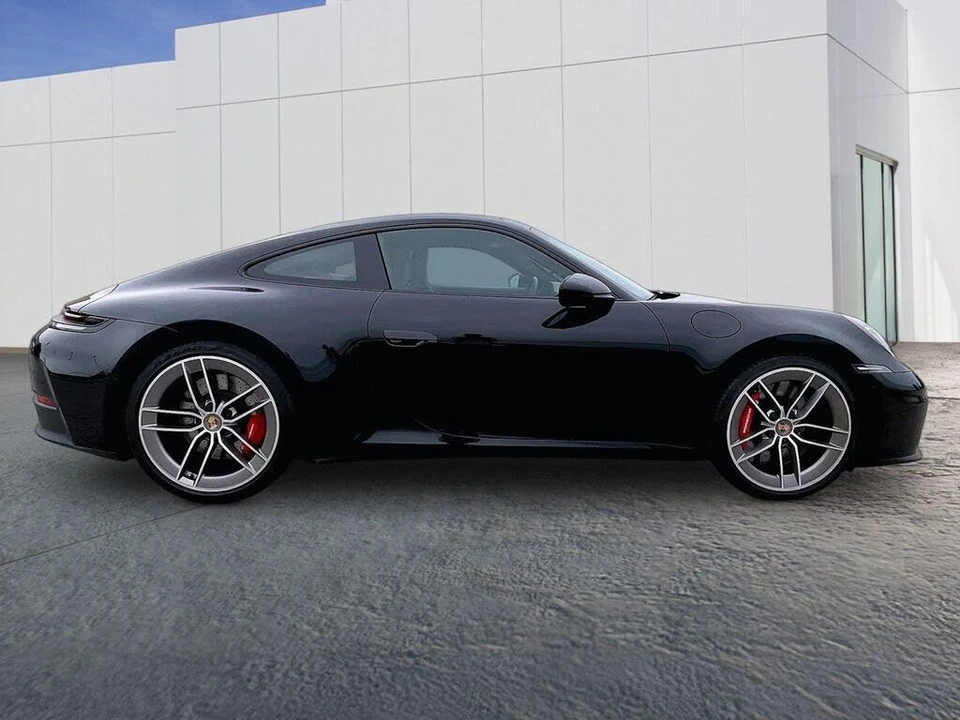2025 Porsche 992 Carrera S - Image 8 of 26