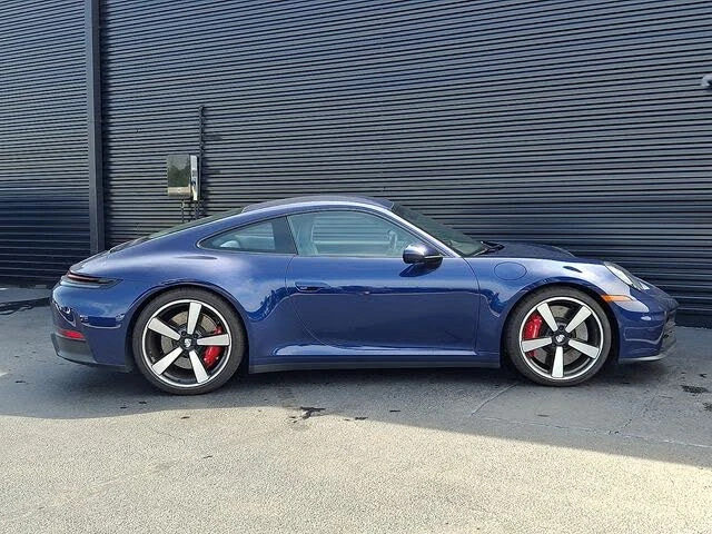 2025 Porsche 992 Carrera S - Image 8 of 31