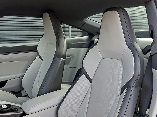 2025 Porsche 992 Carrera S - Image 5 of 31