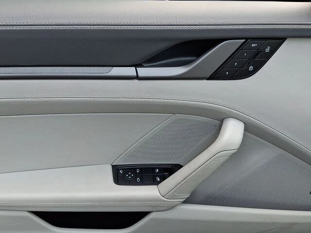 2025 Porsche 992 Carrera S - Image 16 of 31