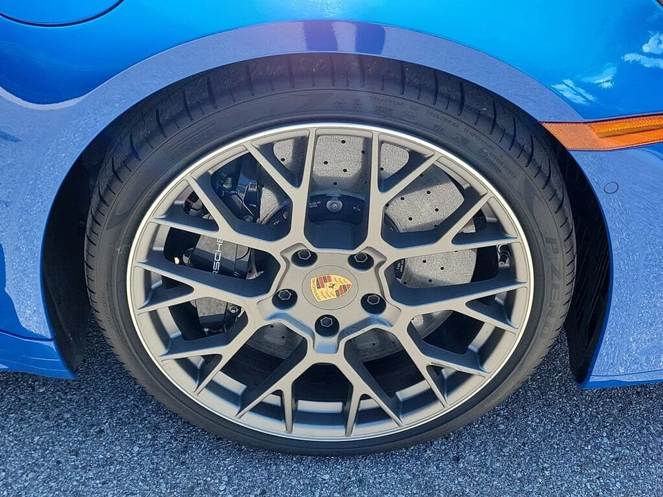 2025 Porsche 992 Carrera S - Image 13 of 31