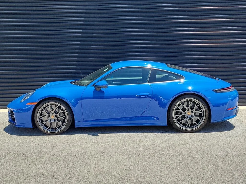 2025 Porsche 992 Carrera S - Image 2 of 31