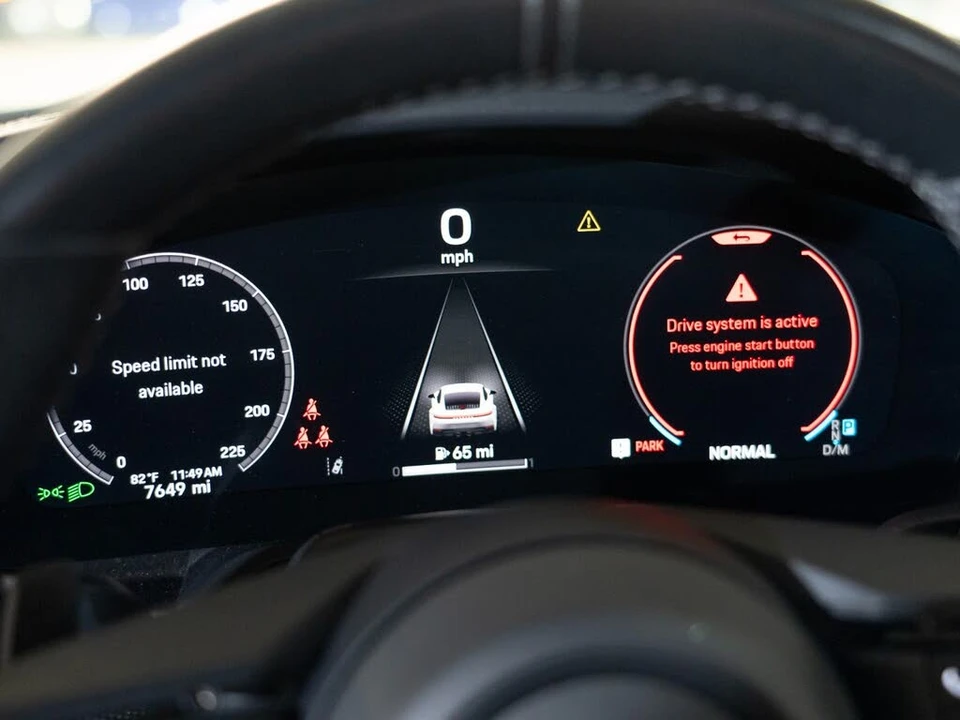 2025 Porsche 992 Carrera S - Image 19 of 24