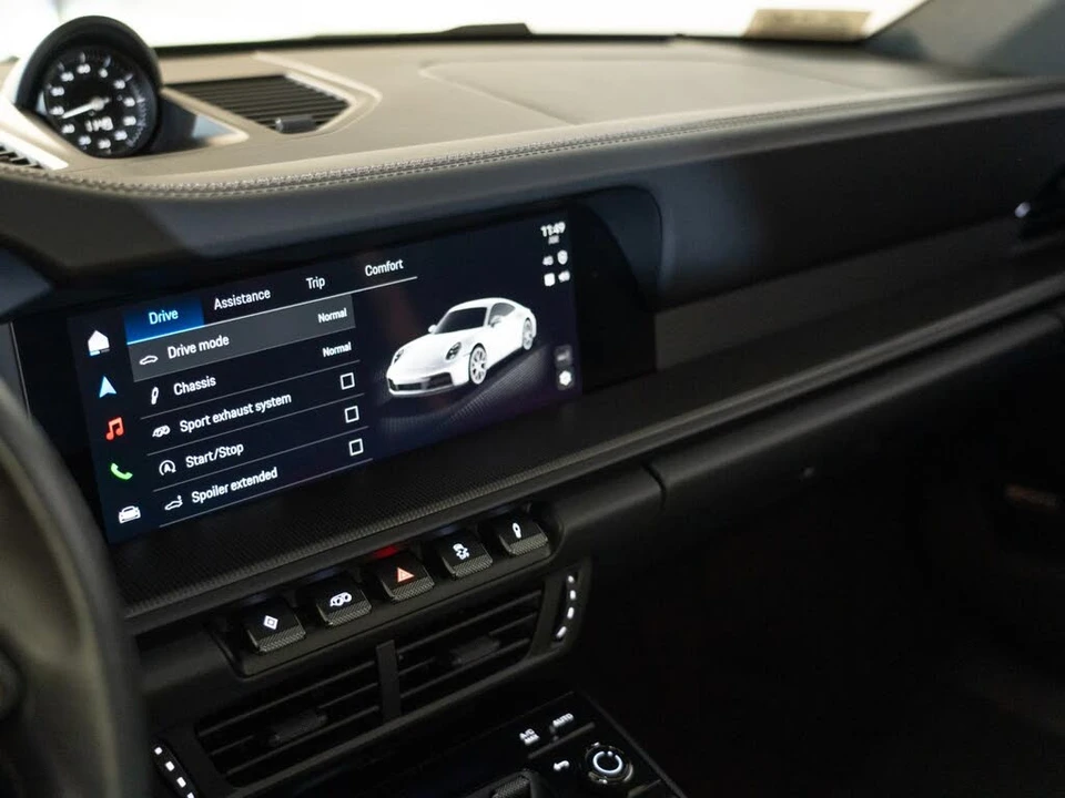2025 Porsche 992 Carrera S - Image 21 of 24