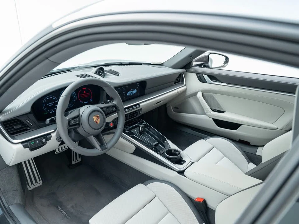 2025 Porsche 992 Carrera S - Image 4 of 30