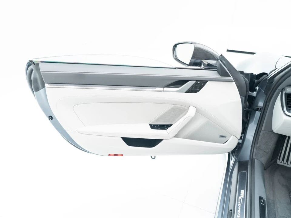 2025 Porsche 992 Carrera S - Image 21 of 30