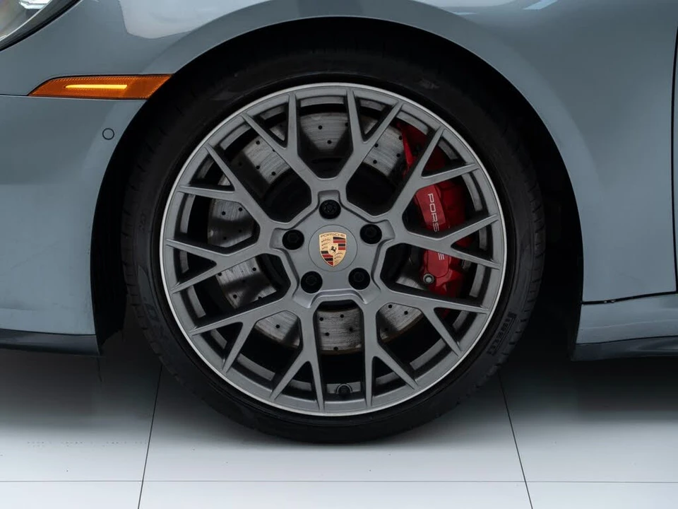 2025 Porsche 992 Carrera S - Image 12 of 30
