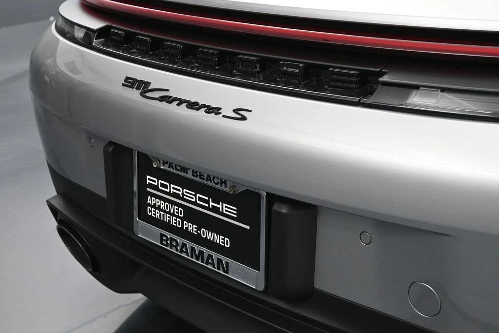 2025 Porsche 992 Carrera S - Image 27 of 31