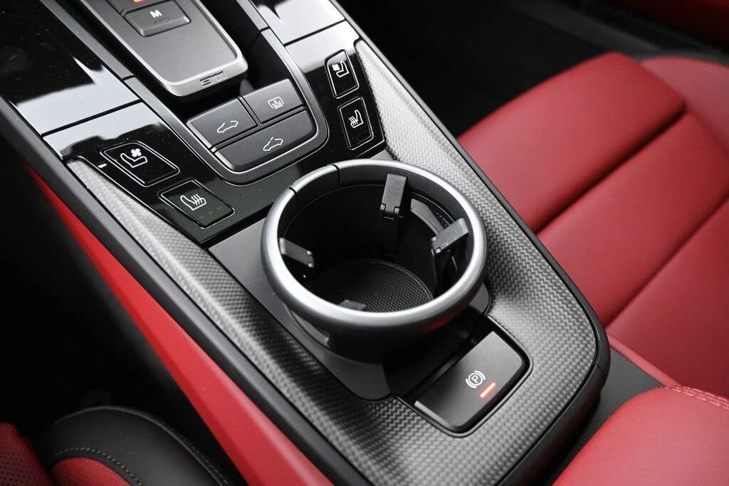 2025 Porsche 992 Carrera S - Image 19 of 31