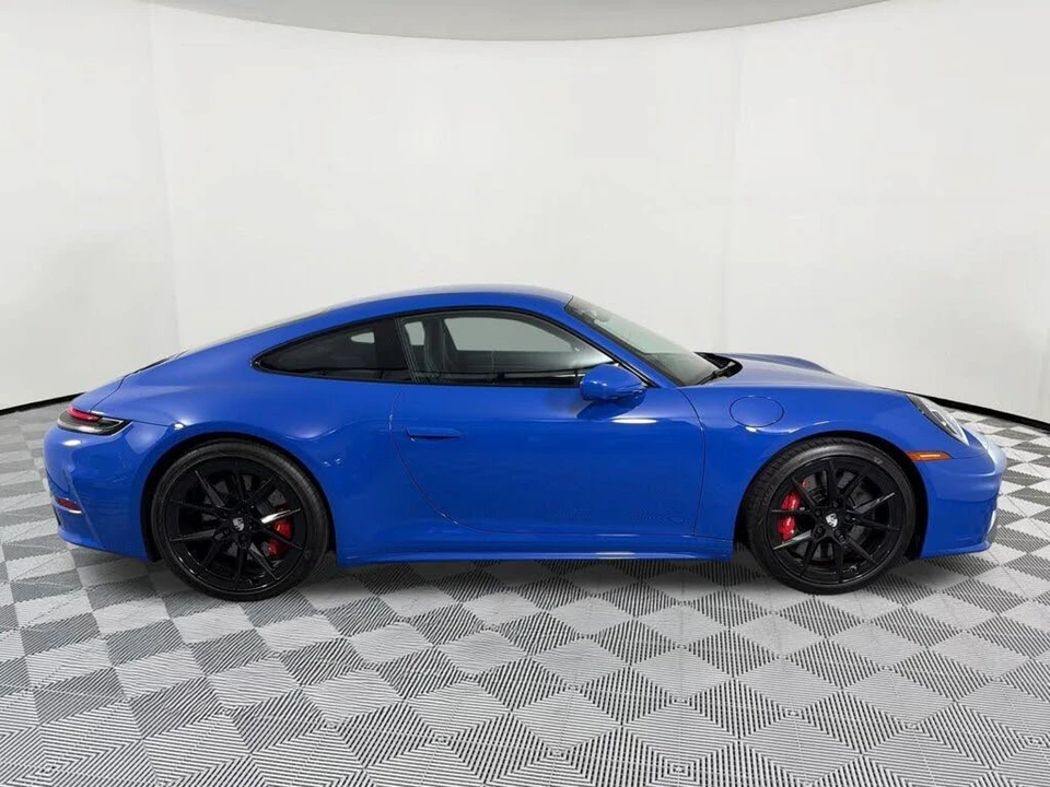 2025 Porsche 992 Carrera S - Image 8 of 30