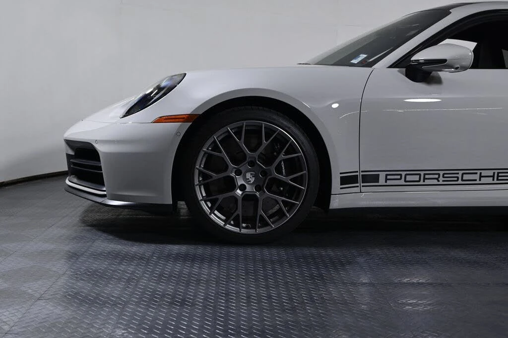 2025 Porsche 992 Carrera S - Image 27 of 28