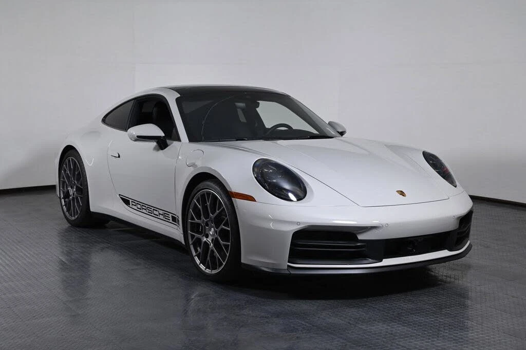 2025 Porsche 992 Carrera S - Image 9 of 28