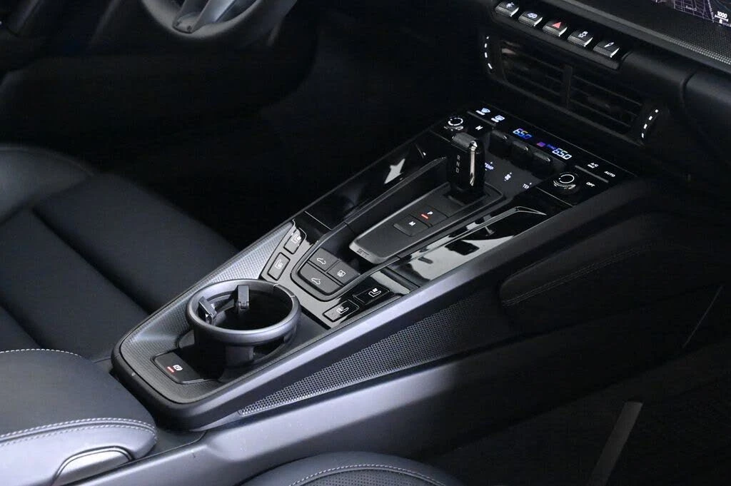 2025 Porsche 992 Carrera S - Image 22 of 28