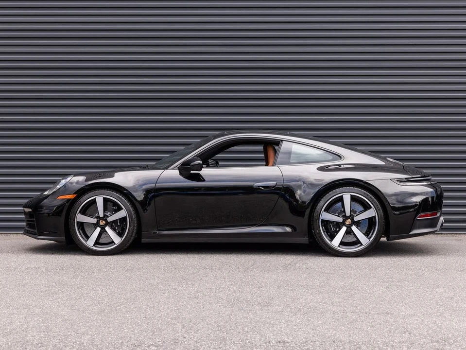 2025 Porsche 992 Carrera S - Image 2 of 31