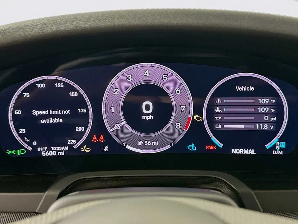 2025 Porsche 992 Carrera S - Image 15 of 31
