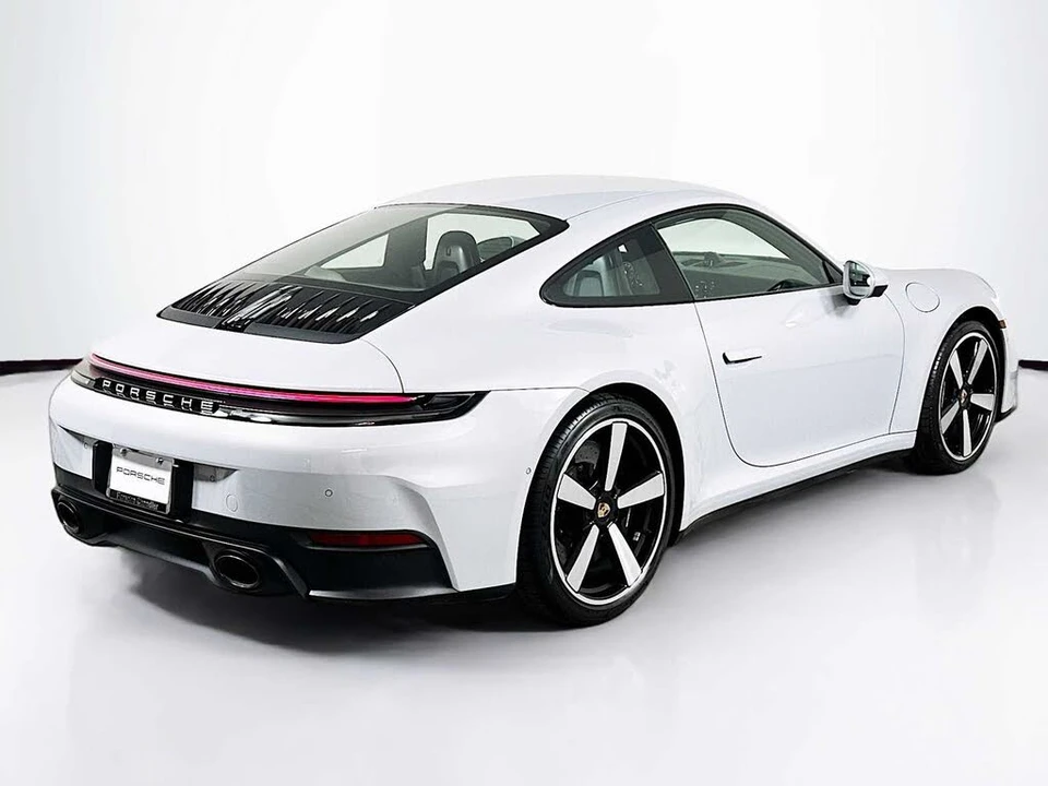 2025 Porsche 992 Carrera S - Image 9 of 31
