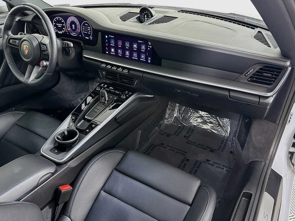2025 Porsche 992 Carrera S - Image 28 of 31
