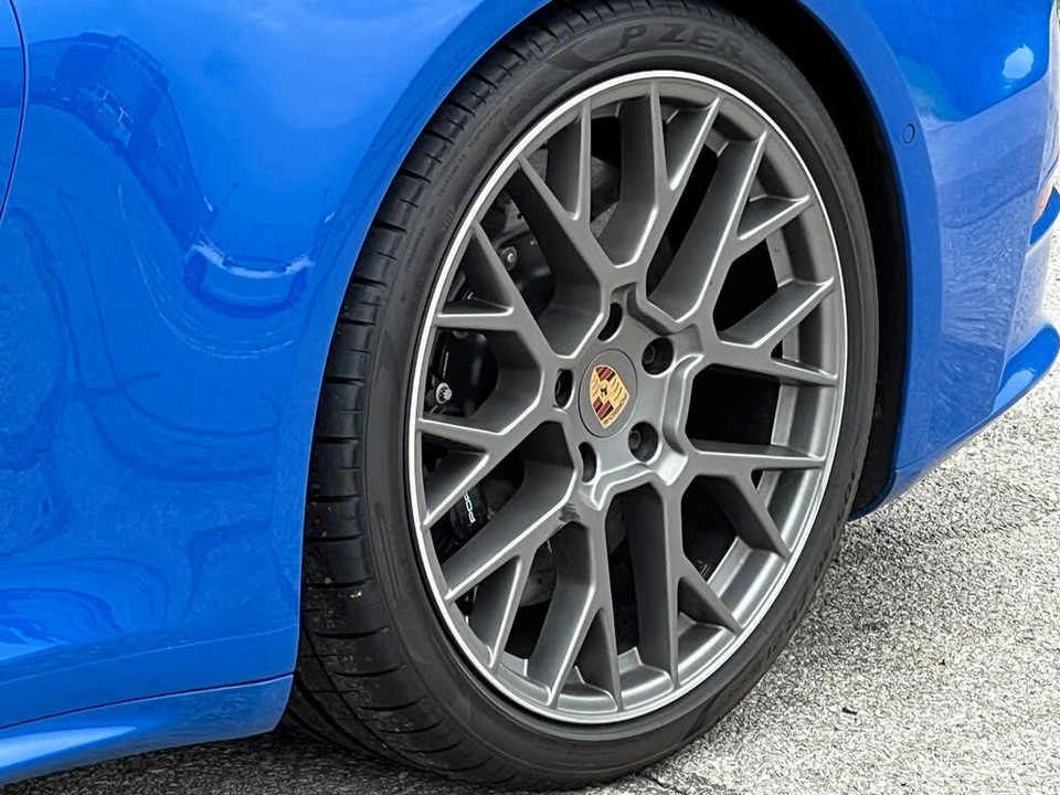 2025 Porsche 992 Carrera S - Image 16 of 31