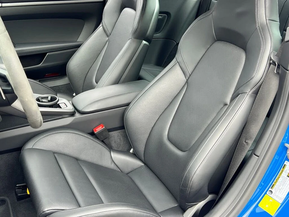 2025 Porsche 992 Carrera S - Image 5 of 31