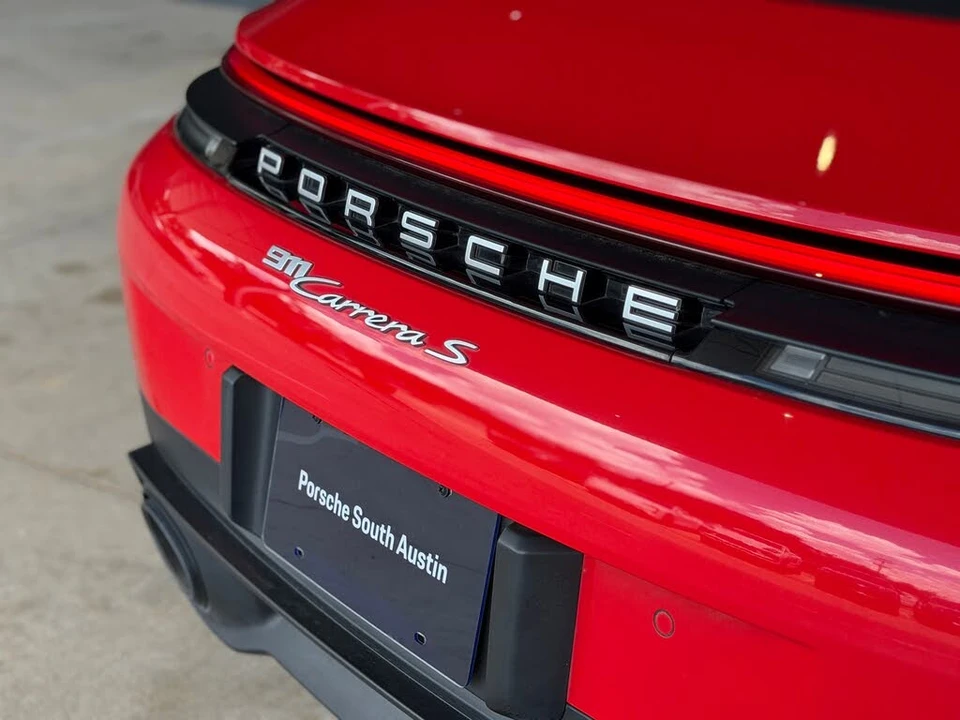 2025 Porsche 992 Carrera S - Image 10 of 31