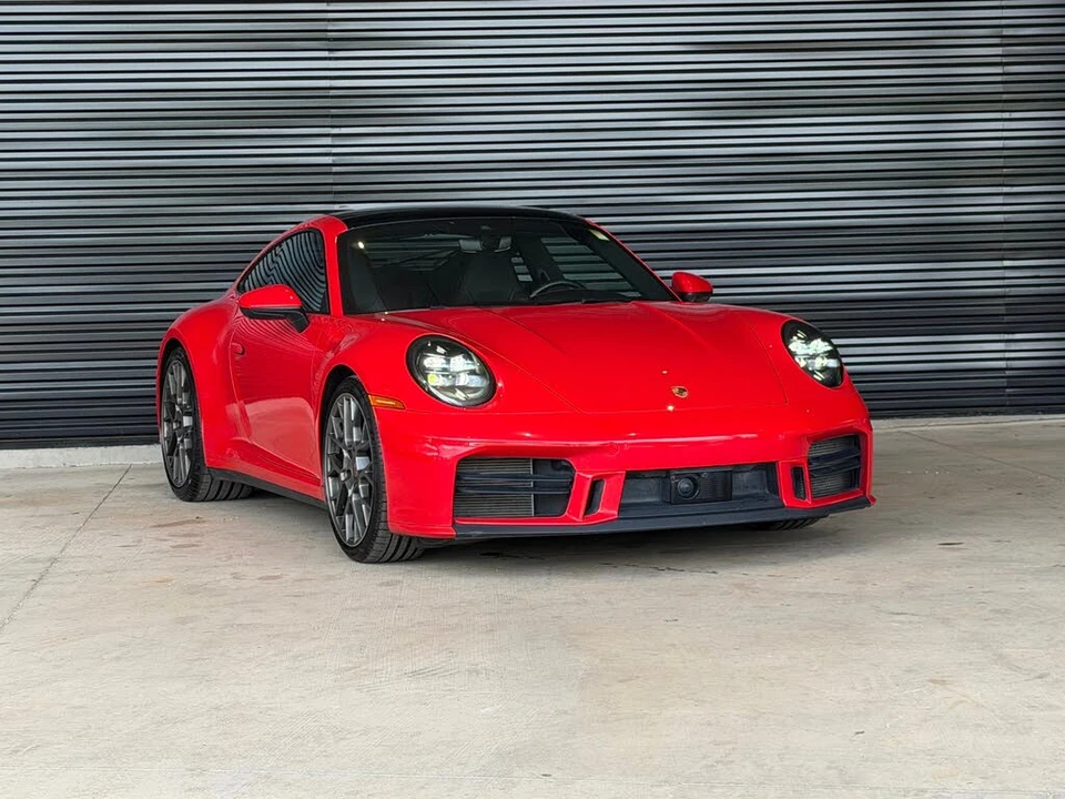 2025 Porsche 992 Carrera S - Image 13 of 31