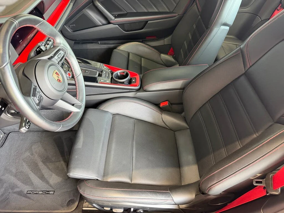 2025 Porsche 992 Carrera S - Image 16 of 31