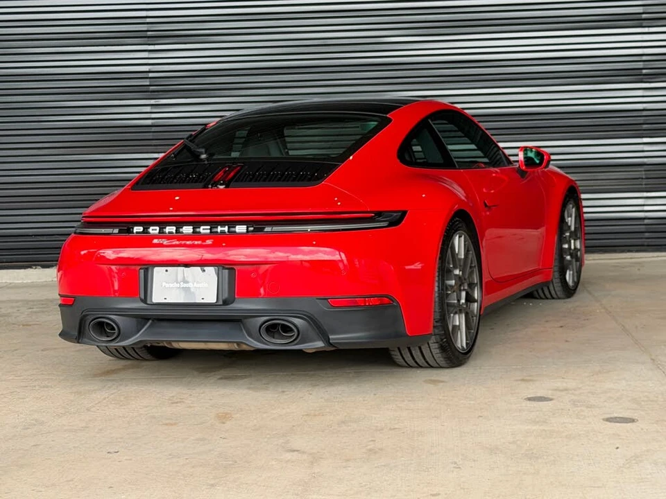 2025 Porsche 992 Carrera S - Image 9 of 31
